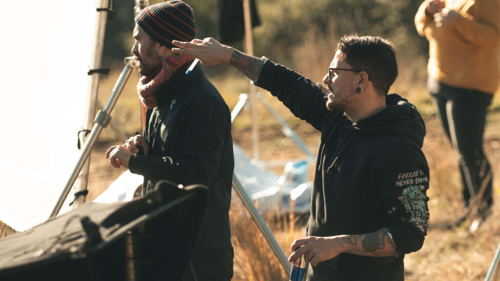 Mik en el rodaje de Solo hay una